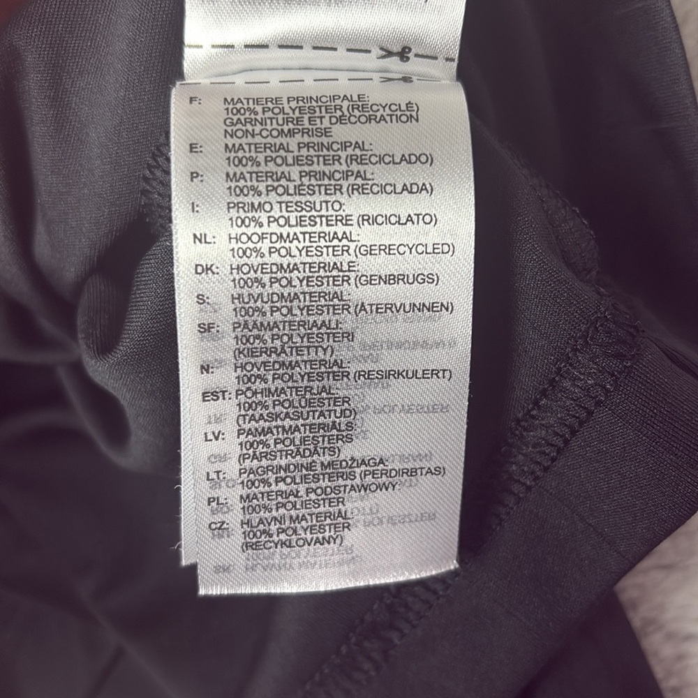 Adidas Women's Tiro 3-Stripes Long Sleeve Tee Cropped‎ Sporty Blokecore Spring S - Picture 10 of 13